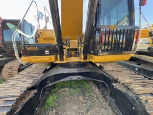 Gebrauchter CAT 329D2 30-Tonnen-Raupenbagger, schwere Baumaschine aus zweiter Hand zu verkaufen. - Product Image 3