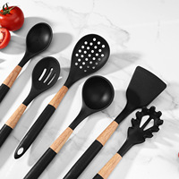 Peralatan Dapur Anti Lengket Tahan Panas 7 Pcs Set Peralatan Masak Silikon dengan Rak Penyimpanan untuk Set Spatula Memasak