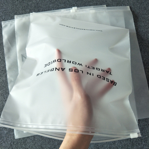 <strong>China</strong> Manufacturer Zipper <strong>Bag</strong> LDPE Clothes Packaging <strong>Ziplock</strong> <strong>Bags</strong> Pouch, Packing Frosted Matte <strong>Bag</strong> With Logo - Product Image 5