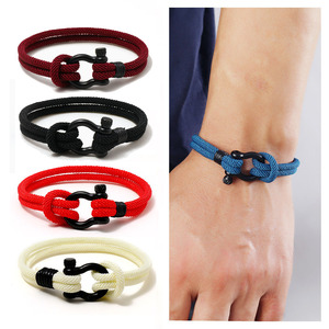 Pulseras Unisex de Moda Deportiva Hechas a Mano con Hebilla en Forma de Herradura en Acero Inoxidable y Cuerda Trenzada de Milán - Product Image 1