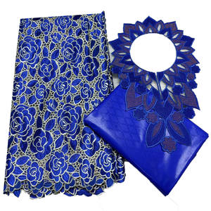 Tela de encaje floral de algodón jacquard Bazin africana tradicional ecológica y hermosa, 2.5+2.5 yardas + 1 cuello de encaje para hombre - Product Image 2