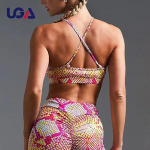 Sujetador deportivo con estampado de serpiente rosa para mujer, sujetador de Yoga ajustable por sublimación para Fitness, gimnasio, con correas digitales