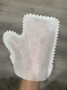 Wegwerp Lichaamsbaden Ongeparfumeerde Voorbevochtigde Natte Doekjes Volwassen Washandschoenen Voor Incontinentiepatiënt - Product Image 4