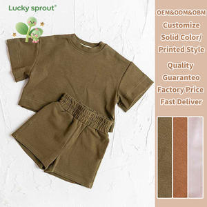 All'ingrosso t-Shirt estiva in tinta unita oversize e Set <span class=keywords><strong>corti</strong></span> <span class=keywords><strong>per</strong></span> ragazzi e ragazze maglia di cotone Top Shorts larghi Set 2 pezzi - Product Image 1