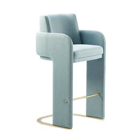 Chaise haute de bar en bois de luxe de style moderne du milieu du siècle, écologique et durable, pour restaurant, bar, îlot de cuisine