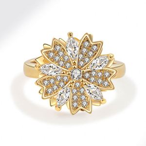 Anillo Ajustable de Cobre Chapado en Oro para Mujer, Diseño de Flor Brillante con Circonitas, Anillo Giratorio Antiestrés - Product Image 4