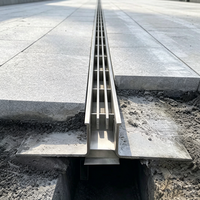 Caniveau de drainage linéaire sur mesure en acier inoxydable fabriqué, avec plaque pliée, 1500 mm, pour allée