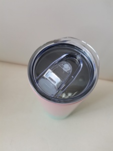 Vaso Térmico de Acero Inoxidable Recto con Degradado de Color de 600 ml, Tapa Transparente Antiderrames para Botella de Agua de Viaje Diaria - Product Image 5