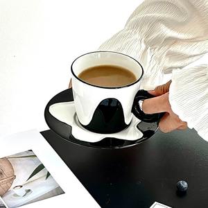 Taza de Café Nórdica Blanca y Negra, Taza de Cerámica Simple para el Hogar, Taza Premium para Té de la Tarde, Juego de Tazas - Product Image 4