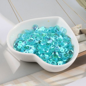 Lentejuelas de PVC de 3-10 mm para Manualidades, Accesorios de Ropa, Joyería en Relieve, Zapatos, Sombreros, Disfraces de Baile - Product Image 2