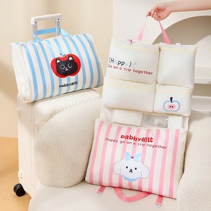 Nueva Bolsa de Viaje Plegable 6 en 1 Multifuncional, Organizador de Equipaje con Orejas Grandes para Perros/Gatos - Product Image 1