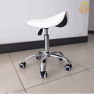 Chaise et tabouret de toilettage pour animaux de compagnie en caoutchouc écologique EUR PET pour chiens et chats, utilisation en salon de beauté pour les salons de toilettage - Product Image 3