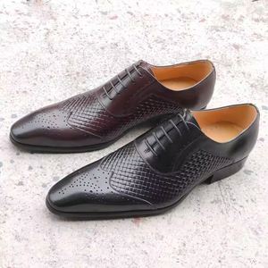 High Quality Pointed Toe Carved Lace-Up Men's Formal <b>Shoes</b> Business Banquet & Wedding Leather <b>Shoes</b> with <b>Height</b> <b>Increasing</b> - Product Image 4