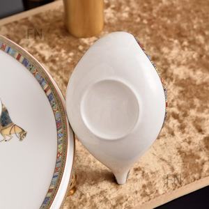 Service à thé de luxe européen en porcelaine fine 8 pièces avec grand plateau - Product Image 6