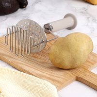 Triturador de Patatas de Metal Resistente con Acabado Pulido Espejo, Utensilio Manual para Machacar Alimentos