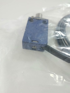 Nuevo interruptor de límite de recorrido XCMD2102L1/D2110L1/N2103L1/N2106L1/N2107L1, sensor de interruptor de límite de velocidad de recorrido nuevo XCMD2102L1 en S - Product Image 2