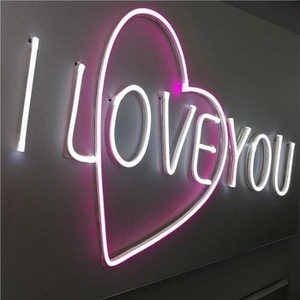 Publicidad todo lo que somos y todo lo que esperamos que nos debemos a nuestros padres amantes signo de neón LED de neón - Product Image 3