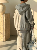 Ensemble 2 pièces pull et sweat à capuche déchiré tendance pour enfants, collection automne 2026, vente en gros