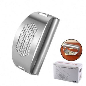 2 in 1 Stainless Steel Manual Garlic Press Mincer Bottle Opener Home Kitchen Gadget Wholesale for Cutting Peeling Metal Tool - Product Image 4