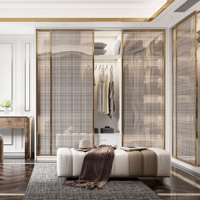 Lesso Home Armoire coulissante et coiffeuse de luxe moderne, écologique, avec porte à charnières en maille tissée et cadre doré personnalisé, pour chambre et villa