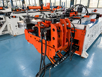 Máquina dobladora de tubos CNC de alta resistencia con motor y bomba para tubos de acero inoxidable/acero al carbono, máquina de doblado automático para uso centralizado