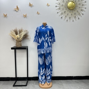 Set Loungewear da <span class=keywords><strong>Donna</strong></span> <span class=keywords><strong>Taglie</strong></span> <span class=keywords><strong>Forti</strong></span> 2 Pezzi, T-Shirt Oversize a Maniche Corte, Abbigliamento <span class=keywords><strong>Donna</strong></span> <span class=keywords><strong>Taglie</strong></span> Grandi all'Ingrosso - Product Image 4