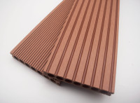 Carreaux de terrasse modernes en bois 3D gaufré à grain de bois Platelage en teck composite imperméable pour plancher en bois d'intérieur et d'extérieur Parquet en bois