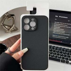 Funda para iPhone 17 Pro Max, Diseño Simple y Ejecutivo, Fibra de Carbono y Cuero, Protección Total Anti-Caídas - Product Image 4