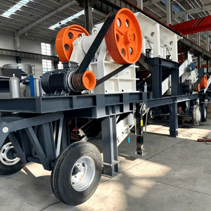 Fabricante de Trituradoras Portátiles, Trituradora de Mandíbulas Eléctrica Portátil para Oro con Transportador, Trituradora de Piedra Móvil Pequeña de 60 Tph - Product Image 1