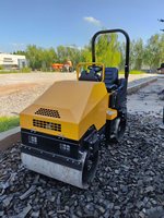 ROADWAY RWYL51BC Rouleau vibratoire à double tambour |   Moteur Honda, force de 22 kN, poids de 1,7 tonne, compactage à haute efficacité