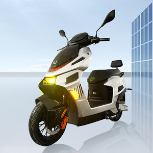 Moto longue portée, véhicule deux-roues rapide et stylé, moto haute performance - Product Image 1