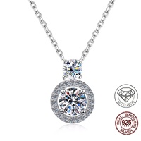 Magnifique collier en moissanite ronde de 1 carat, couleur D, pureté VVS1, taille brillant, passe le testeur de diamant, pendentif en argent sterling 925