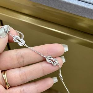 Pulsera de Cadena con Dijes Personalizados de Estilo Coreano, Moderna, Sencilla, con Microincrustaciones de Circonio y Chapado en Oro para Mujer - Product Image 3