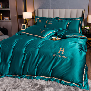 Set di Biancheria da Letto di Lusso in Seta per Hotel, Set Morbido di 4 Pezzi con Lenzuolo con Angoli in Seta per Casa e Famiglia - Product Image 6