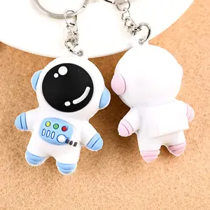 Personnalisé caoutchouc dessin animé astronaute espace explorer porte-clés porte-clés plein 3d silicone espace caoutchouc poupée porte-clés