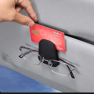 E-10 Buen <span class=keywords><strong>Precio</strong></span> Clip para Gafas <span class=keywords><strong>de</strong></span> Sol <span class=keywords><strong>de</strong></span> <span class=keywords><strong>Coche</strong></span> <span class=keywords><strong>de</strong></span> Fibra <span class=keywords><strong>de</strong></span> Carbono y Cuero, Soporte Colgante para Visera <span class=keywords><strong>de</strong></span> <span class=keywords><strong>Coche</strong></span>, Clip <span class=keywords><strong>de</strong></span> Almacenamiento para Tarjetas y Boletos - Product Image 5