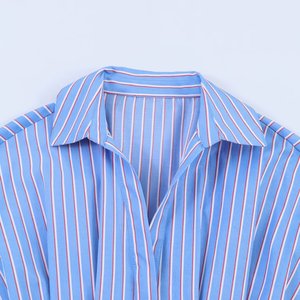 Chemisier plissé rayé en popeline coupe ajustée pour <span class=keywords><strong>femme</strong></span>, style vintage décontracté, <span class=keywords><strong>chemise</strong></span> de bureau <span class=keywords><strong>sur</strong></span> <span class=keywords><strong>mesure</strong></span>, OEM/ODM par une usine de vêtements chinoise - Product Image 3