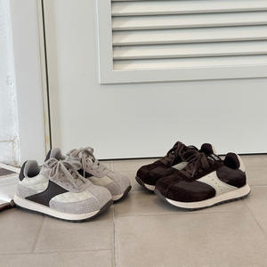 Zapatillas Retro para Niños, Estilo Informal, Otoño 2025, Nuevas Zapatillas Deportivas Ligeras de Tobillo Alto para Niños y Niñas, Estilo Forrest Gump - Product Image 4