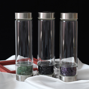 Bouteille d'eau en <span class=keywords><strong>cristal</strong></span> avec cristaux de guérison interchangeables - Améthyste, Quartz Rose, Bouteille pour thé en vrac, Verre infusé d'élixir de pierres précieuses - Product Image 3