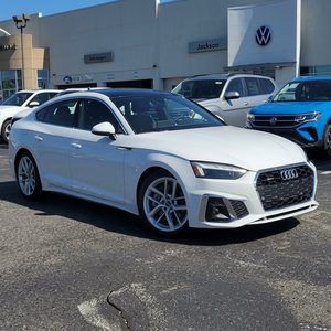 Audi A5 Sportback Q U a t t R O Premium Plus S Line 45 TFSI AWD 2023 USADO EN PERFECTO ESTADO - Product Image 1