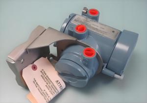 Transmisor de Flujo Másico Emerson para Micro Motion 2700/1700, Salida 4-20mA, Coriolis, IP68, Acero Inoxidable 316L y Aleación de Aluminio - Product Image 3