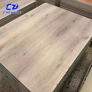 Plancher en vinyle SPC à prix d'usine, facile à installer, imperméable, ignifuge, écologique, design à grain plastique pour appartement - Product Image 3