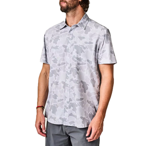 लघु आस्तीन मछली पकड़ने की शर्ट कस्टम कैमियो प्रिंट स्फ हल्के कपड़े पुरुषों को पकड़ने वाली शर्ट बटन - Product Image 4