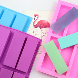 สีม่วง