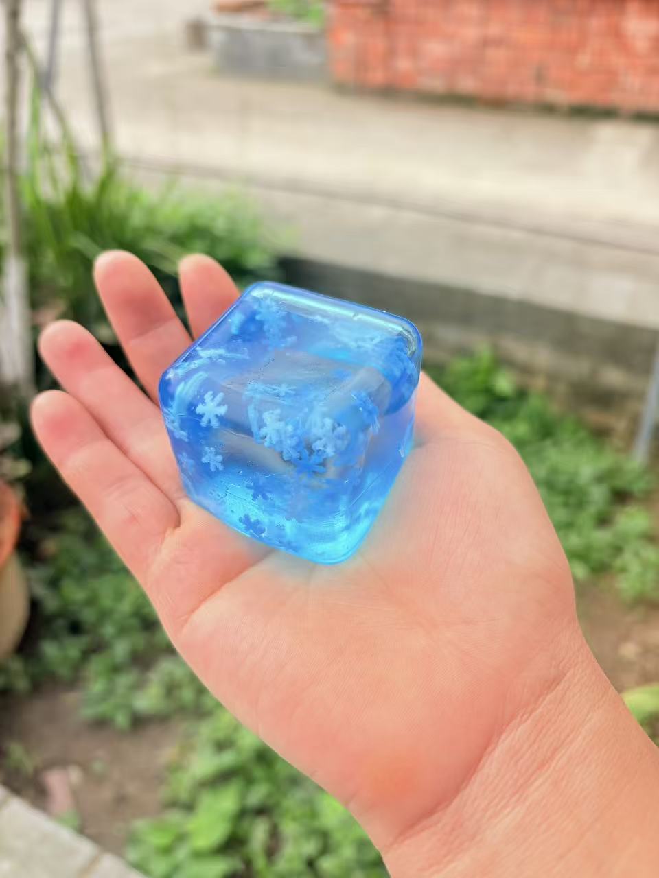 3cm snowflake-blue