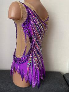 <span class=keywords><strong>Justaucorps</strong></span> de <span class=keywords><strong>gymnastique</strong></span> <span class=keywords><strong>rythmique</strong></span> à la mode de haute qualité belles jupes robe de scène d'impression Offre Spéciale pour enfants taille unique extensible - Product Image 4