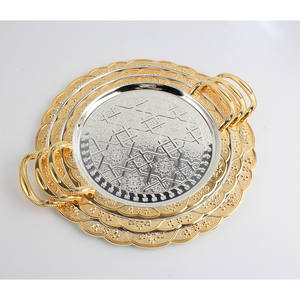 Plateau de service rond en métal de style moyen-oriental de luxe, plaqué or et argent, orné de sculptures, pour thé, café, fruits - Product Image 5