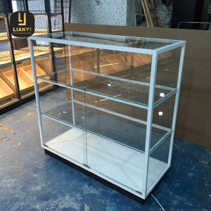 Vitrine en verre LED ultra-transparent avec verre à faible teneur en fer et une teinte verte minimale pour une affichage des couleurs fidèles - Product Image 3