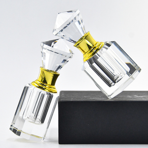 Flacon de Parfum en Cristal Vintage Art Déco Vide Rechargeable Décoratif Flacon en Verre Cadeau pour Femme 3ml - Product Image 4