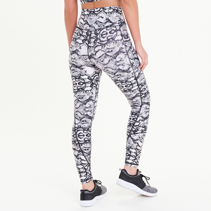 Leggings Sublimados de Tela Suave para Mujer para Todas las Temporadas, Compre Leggings Sublimados Transpirables y Ligeros para Mujer en Venta en Línea - Product Image 4